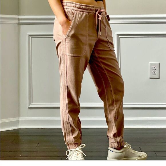 Athleta Pants - Athleta Farafallon joggers size 6